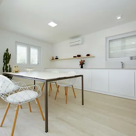 Valadar Apartament Privlaka (Zadar)