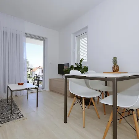 Apartman Valadar