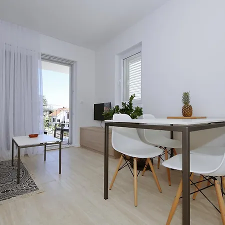 Apartment Valadar
