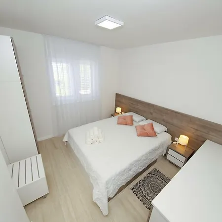 Apartment Valadar Privlaka (Zadar)