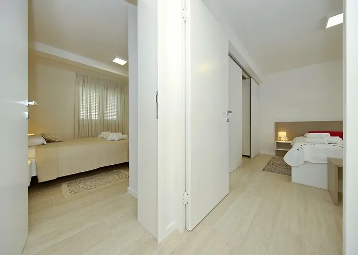Apartament Valadar
